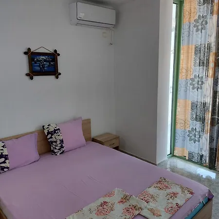 West Gæstehus Sunny Beach