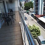 Къща за гости West 3*