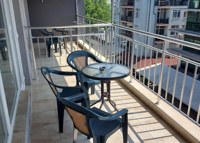 West Słoneczny Brzeg