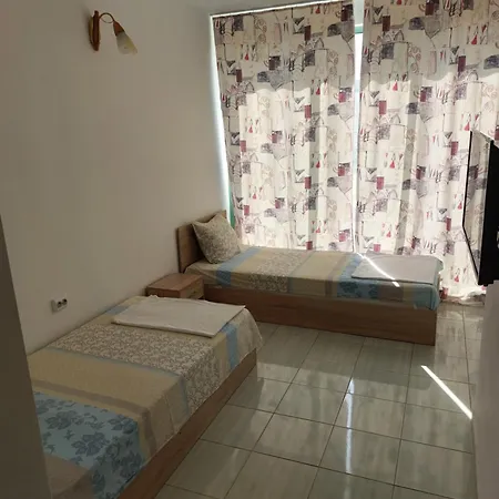 West بيت ضيافة