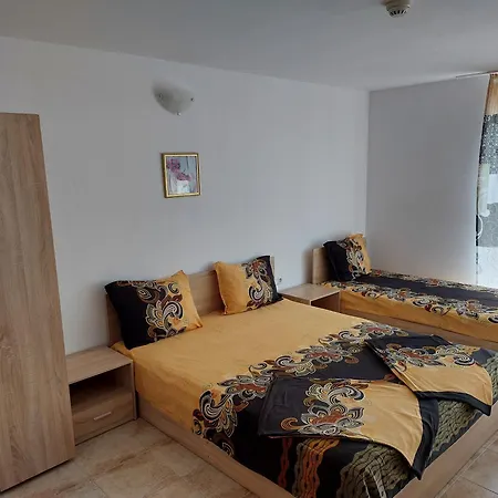 Гостевой дом West 3*