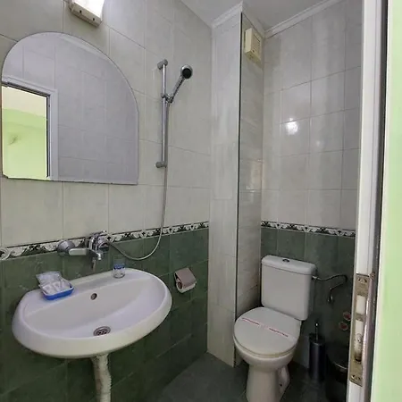 West Πανσιόν Σάνι Μπιτς