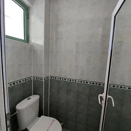 Πανσιόν West 3*