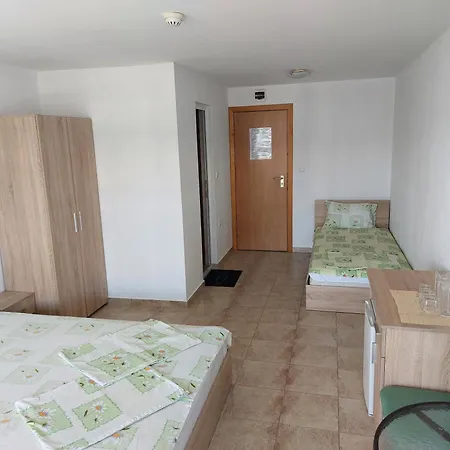 West Σάνι Μπιτς